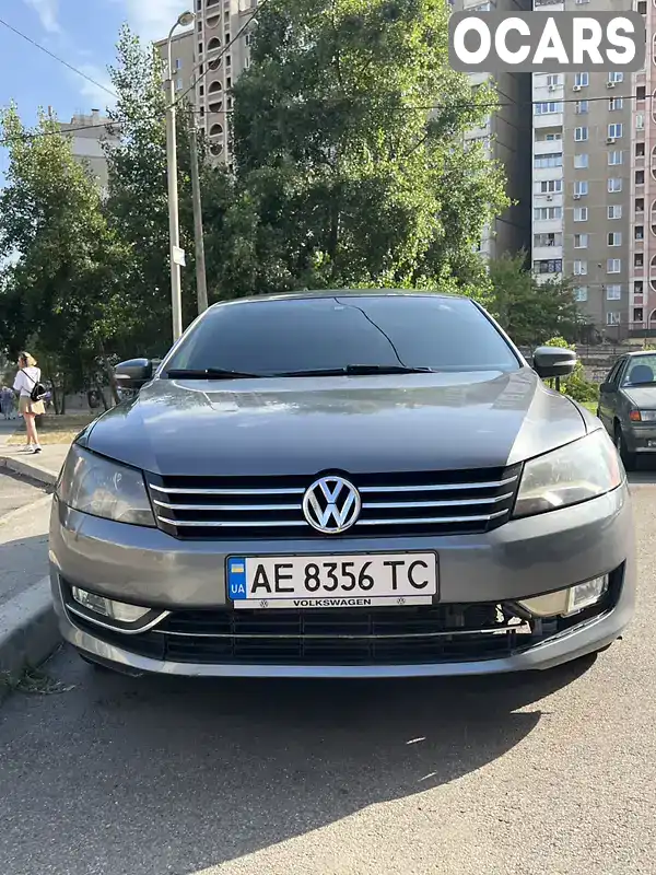 Седан Volkswagen Passat 2013 1.8 л. Автомат обл. Київська, Київ - Фото 1/15