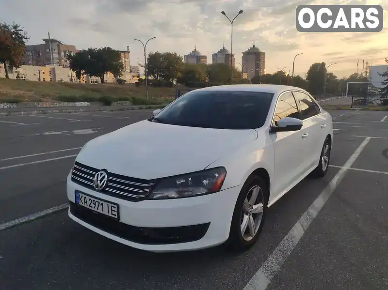 Седан Volkswagen Passat 2012 2.48 л. Автомат обл. Киевская, Софиевская Борщаговка - Фото 1/21