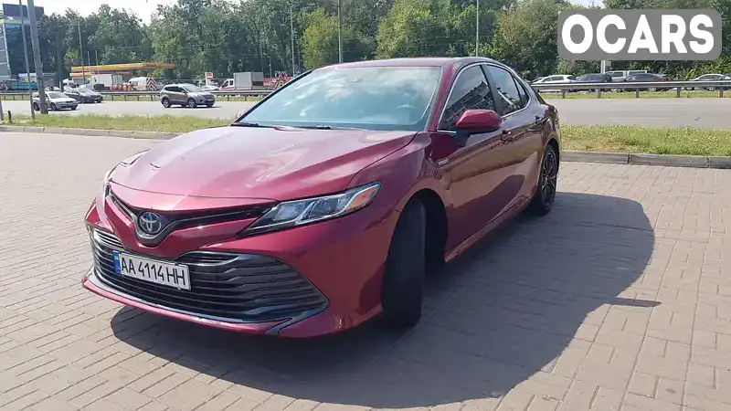 Седан Toyota Camry 2020 2.49 л. Варіатор обл. Київська, Київ - Фото 1/17