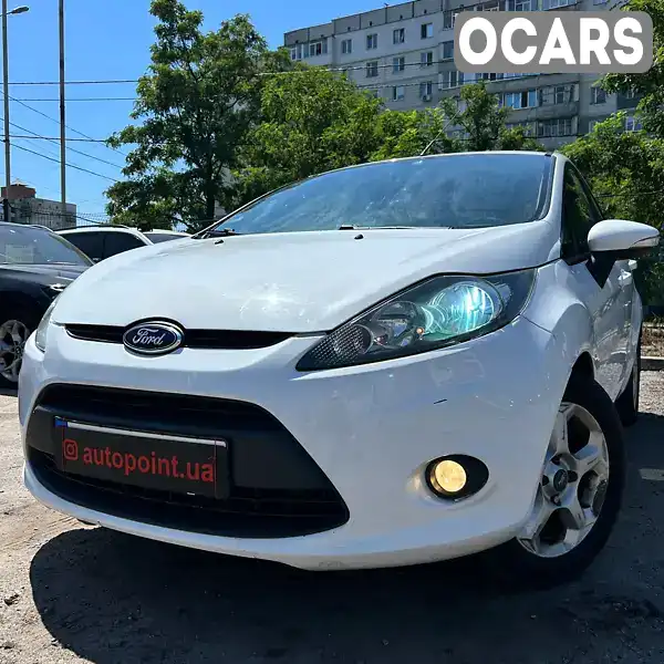 Хетчбек Ford Fiesta 2011 1.39 л. Автомат обл. Сумська, Суми - Фото 1/21