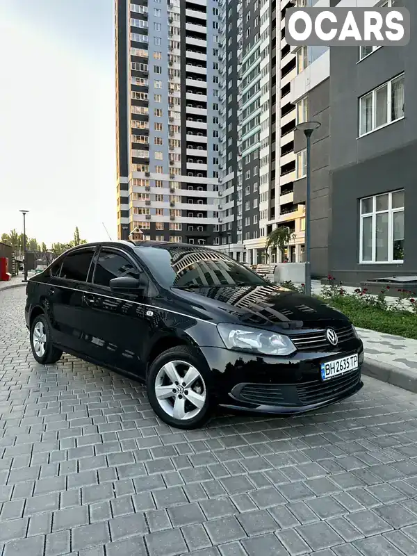 Седан Volkswagen Polo 2011 1.6 л. Автомат обл. Одеська, Одеса - Фото 1/21