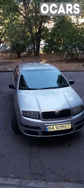 Седан Skoda Fabia 2006 1.2 л. Ручная / Механика обл. Кировоградская, Александрия - Фото 1/16