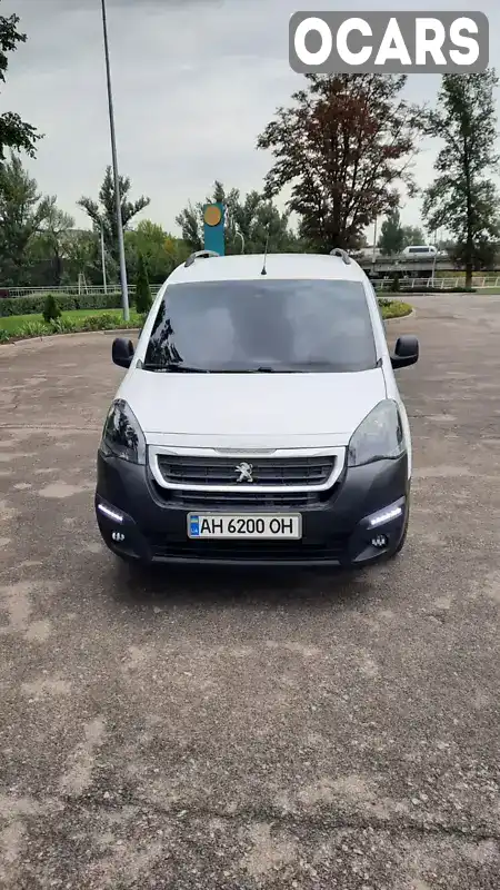 Минивэн Peugeot Partner 2017 1.6 л. Ручная / Механика обл. Донецкая, Краматорск - Фото 1/15