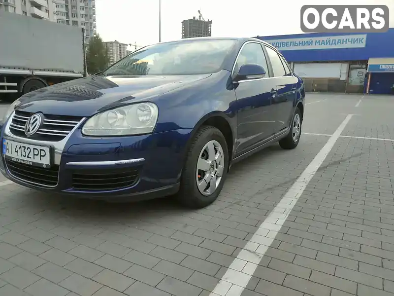 Седан Volkswagen Jetta 2008 1.4 л. Ручная / Механика обл. Киевская, Бровары - Фото 1/12