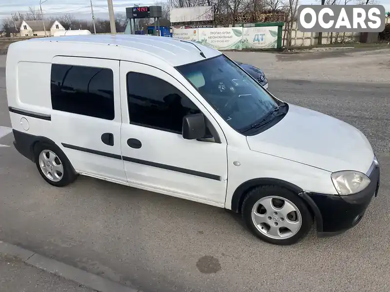 Мінівен Opel Combo 2004 1.7 л. Ручна / Механіка обл. Дніпропетровська, Кам'янське (Дніпродзержинськ) - Фото 1/17