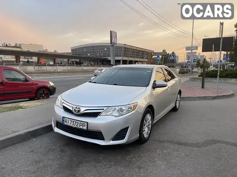 Седан Toyota Camry 2013 2.5 л. Автомат обл. Киевская, Бровары - Фото 1/21