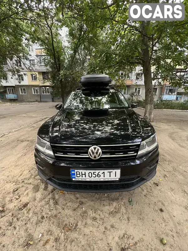 Позашляховик / Кросовер Volkswagen Tiguan 2018 1.98 л. Автомат обл. Одеська, Рені - Фото 1/19