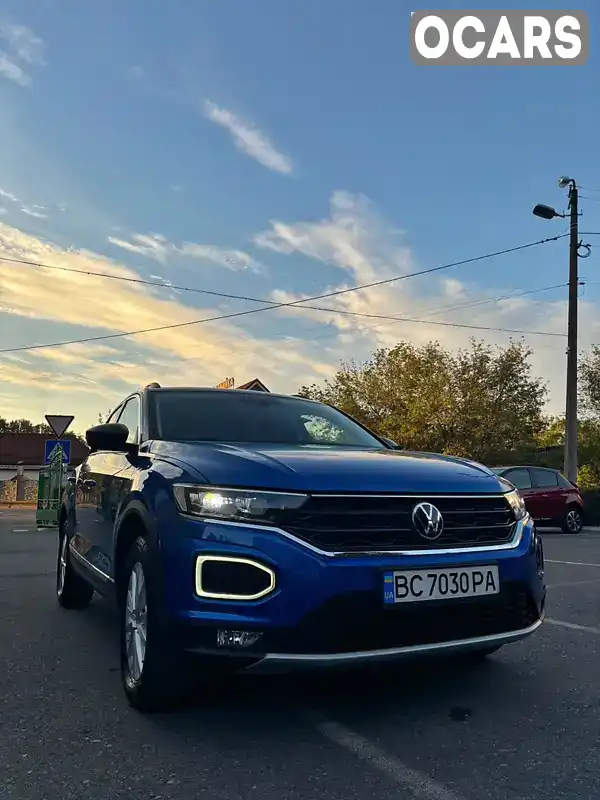 Позашляховик / Кросовер Volkswagen T-Roc 2020 1.5 л. Автомат обл. Львівська, Львів - Фото 1/21