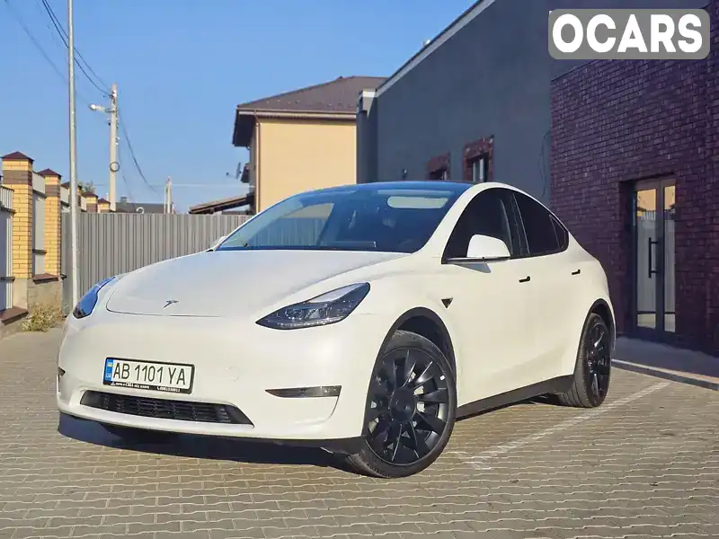 Внедорожник / Кроссовер Tesla Model Y 2023 null_content л. Автомат обл. Винницкая, Винница - Фото 1/21