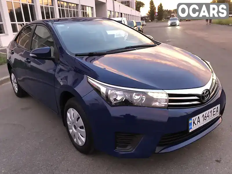 Седан Toyota Corolla 2016 1.6 л. Вариатор обл. Киевская, Киев - Фото 1/21