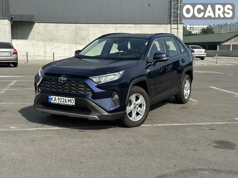 Внедорожник / Кроссовер Toyota RAV4 2020 2.49 л. Вариатор обл. Киевская, Буча - Фото 1/11