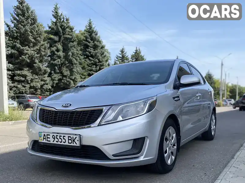 Седан Kia Rio 2013 1.4 л. Автомат обл. Дніпропетровська, Дніпро (Дніпропетровськ) - Фото 1/15