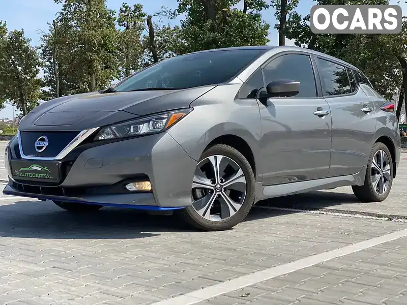 Хэтчбек Nissan Leaf 2020 null_content л. обл. Киевская, Киев - Фото 1/21