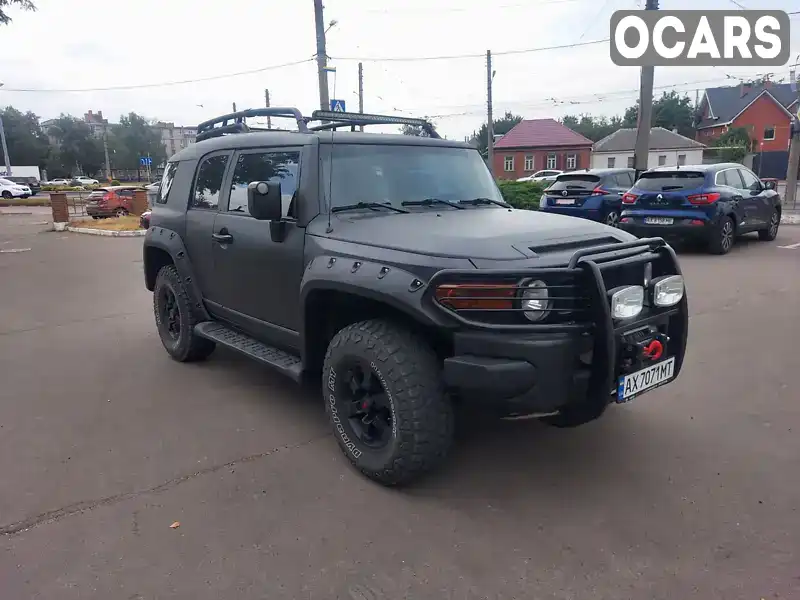 Позашляховик / Кросовер Toyota FJ Cruiser 2008 4 л. Автомат обл. Харківська, Харків - Фото 1/14