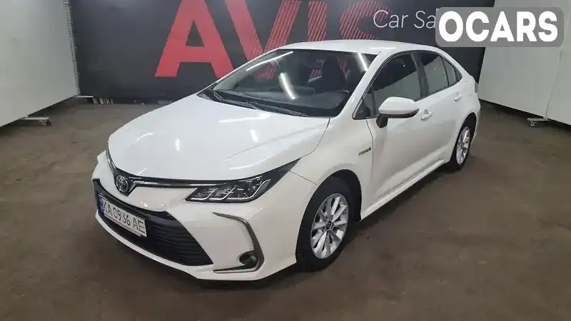 Седан Toyota Corolla 2020 1.8 л. Варіатор обл. Київська, Київ - Фото 1/16