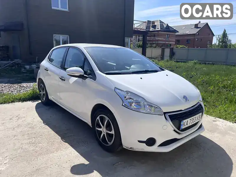 Хэтчбек Peugeot 208 2013 1 л. Ручная / Механика обл. Киевская, Киев - Фото 1/15