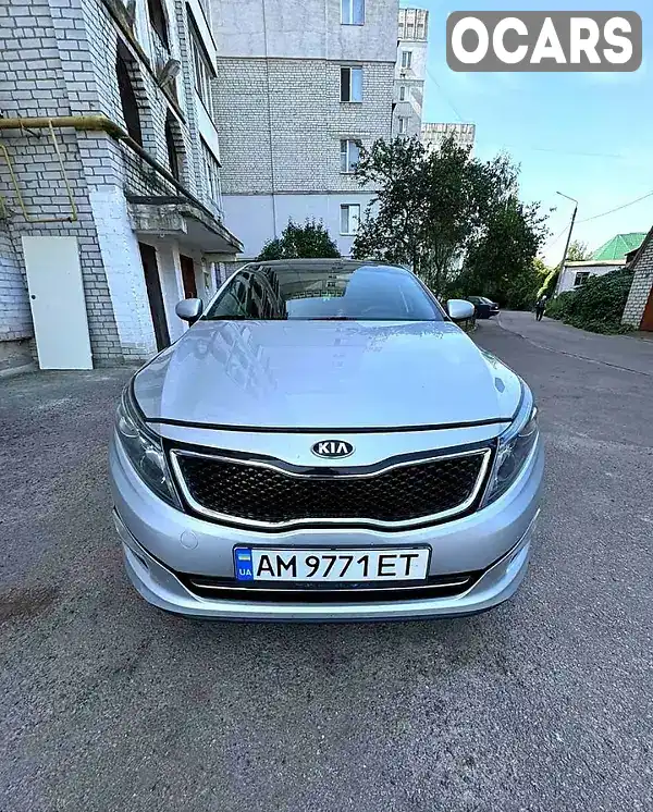 Седан Kia K5 2014 2 л. Автомат обл. Житомирська, Житомир - Фото 1/7