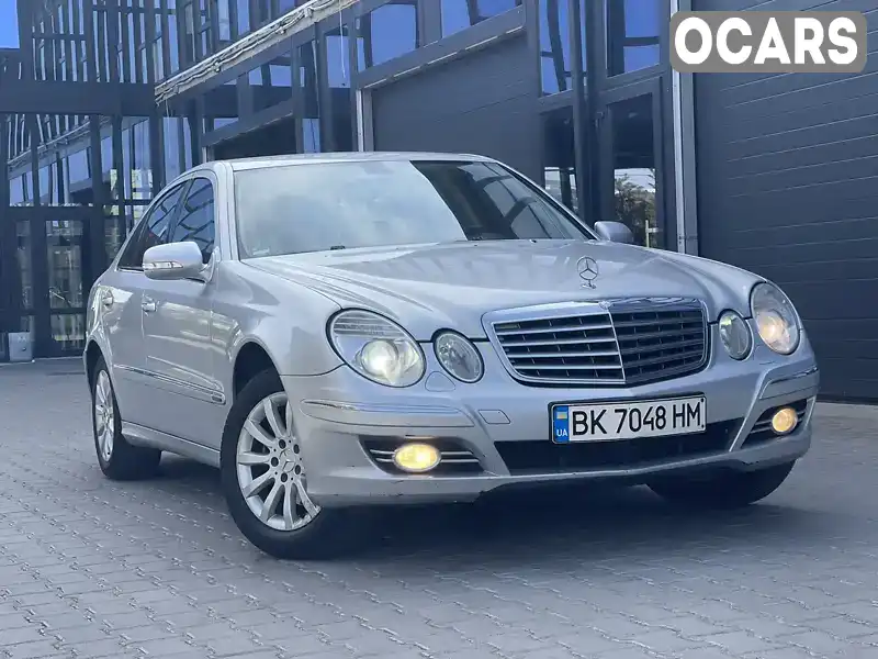 Седан Mercedes-Benz E-Class 2006 2.2 л. Автомат обл. Рівненська, Рівне - Фото 1/21