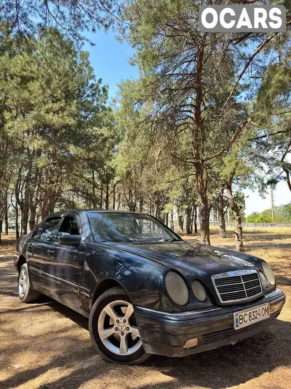 Седан Mercedes-Benz E-Class 1997 3.2 л. Автомат обл. Миколаївська, Миколаїв - Фото 1/21