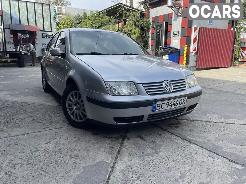 Седан Volkswagen Bora 2002 1.6 л. Автомат обл. Львовская, Стрый - Фото 1/15