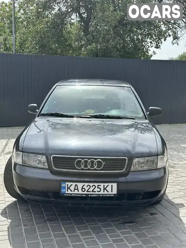 Седан Audi A4 1995 1.78 л. Ручная / Механика обл. Черкасская, Корсунь-Шевченковский - Фото 1/18