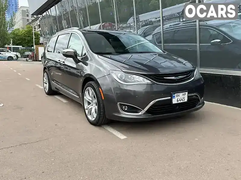 Мінівен Chrysler Pacifica 2017 3.61 л. Автомат обл. Київська, Київ - Фото 1/21