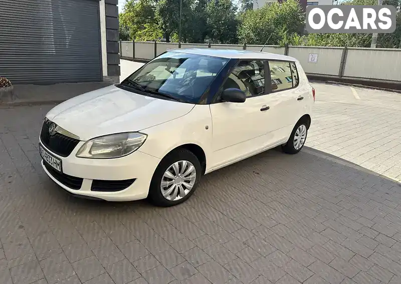 Универсал Skoda Fabia 2011 1.6 л. Ручная / Механика обл. Закарпатская, Свалява - Фото 1/4