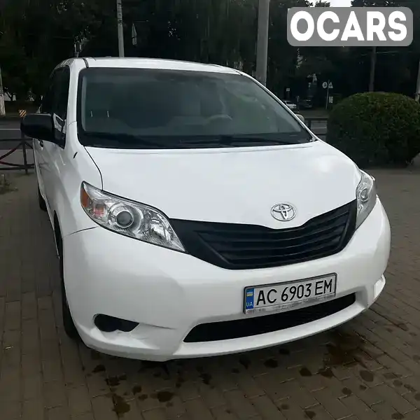 Минивэн Toyota Sienna 2010 2.67 л. Автомат обл. Винницкая, Винница - Фото 1/21