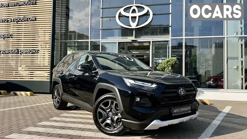 Внедорожник / Кроссовер Toyota RAV4 2023 2.49 л. Вариатор обл. Черниговская, Чернигов - Фото 1/21