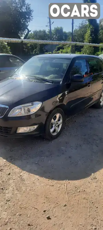 Хэтчбек Skoda Fabia 2012 1.2 л. Ручная / Механика обл. Днепропетровская, Днепр (Днепропетровск) - Фото 1/10