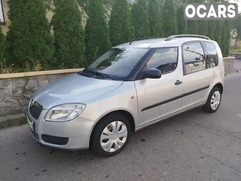 Микровэн Skoda Roomster 2009 1.2 л. Ручная / Механика обл. Полтавская, Кременчуг - Фото 1/8