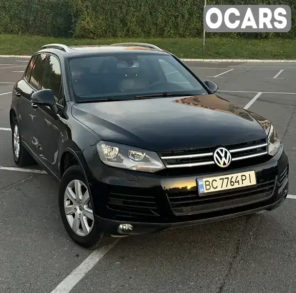 Внедорожник / Кроссовер Volkswagen Touareg 2011 3 л. Автомат обл. Львовская, Новояворовск - Фото 1/21