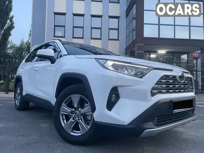 Позашляховик / Кросовер Toyota RAV4 2023 2 л. Автомат обл. Київська, Київ - Фото 1/21