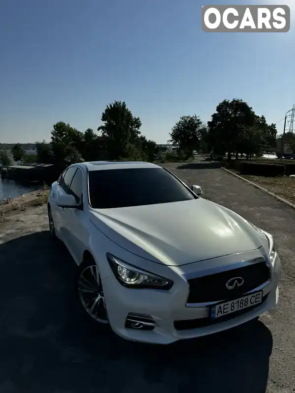 Седан Infiniti Q50 2015 3.7 л. Автомат обл. Днепропетровская, Днепр (Днепропетровск) - Фото 1/17