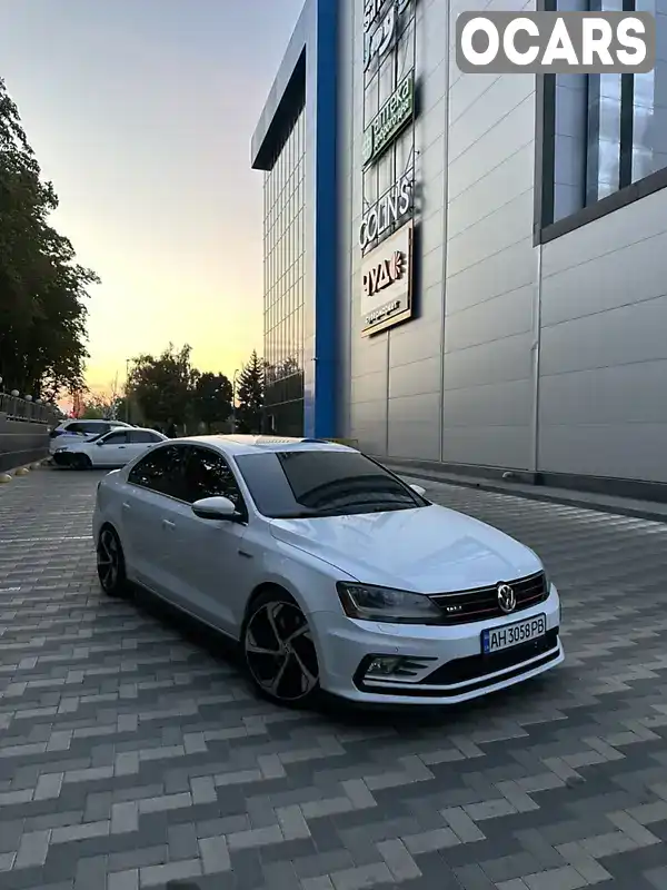 Седан Volkswagen Jetta 2017 2 л. Автомат обл. Донецька, Краматорськ - Фото 1/15