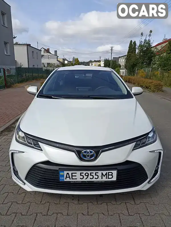 Седан Toyota Corolla 2019 1.8 л. Автомат обл. Львівська, Львів - Фото 1/20