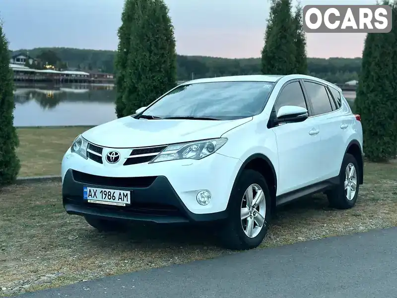 Внедорожник / Кроссовер Toyota RAV4 2015 2 л. Автомат обл. Черновицкая, Черновцы - Фото 1/15