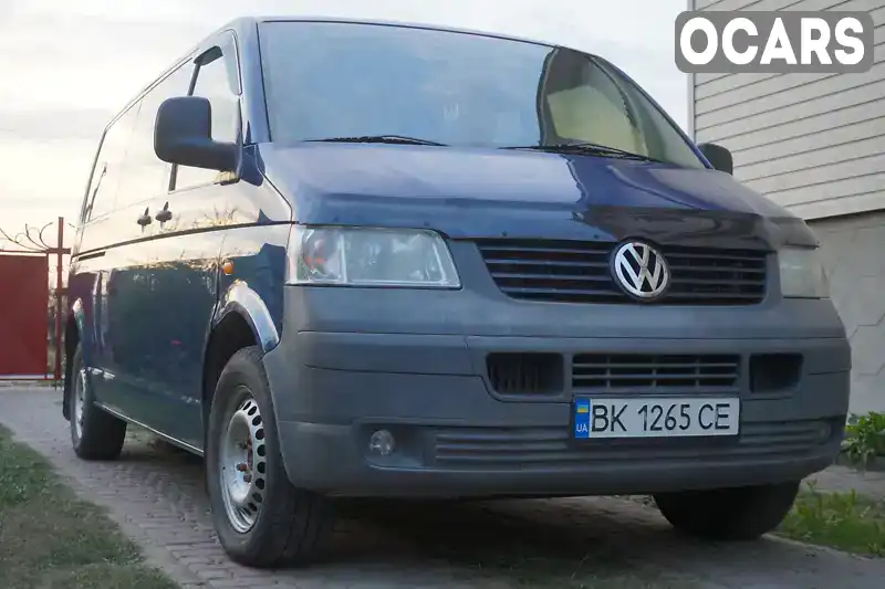 Мінівен Volkswagen Transporter 2006 2.46 л. Ручна / Механіка обл. Рівненська, Рокитне - Фото 1/21