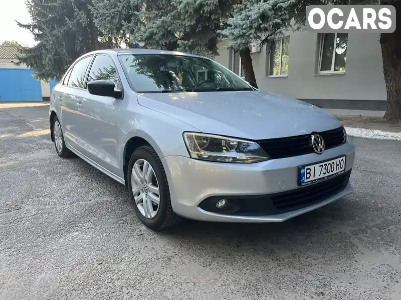 Седан Volkswagen Jetta 2012 2 л. Ручна / Механіка обл. Полтавська, Лубни - Фото 1/21