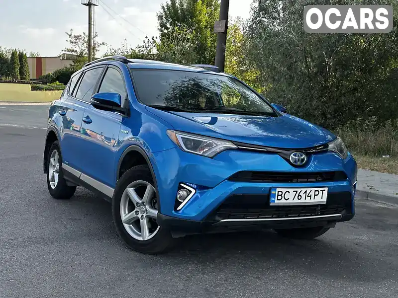 Позашляховик / Кросовер Toyota RAV4 2017 2.49 л. Автомат обл. Львівська, Львів - Фото 1/21