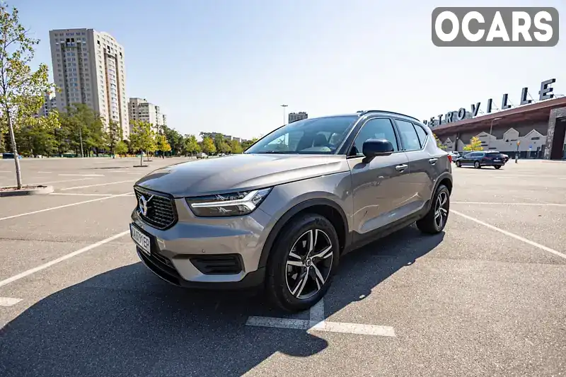 Внедорожник / Кроссовер Volvo XC40 2021 1.48 л. Автомат обл. Киевская, Киев - Фото 1/9