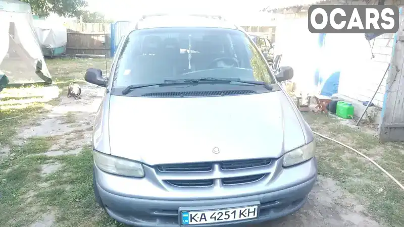 Мінівен Chrysler Voyager 1999 2.43 л. Автомат обл. Київська, Баришівка - Фото 1/16