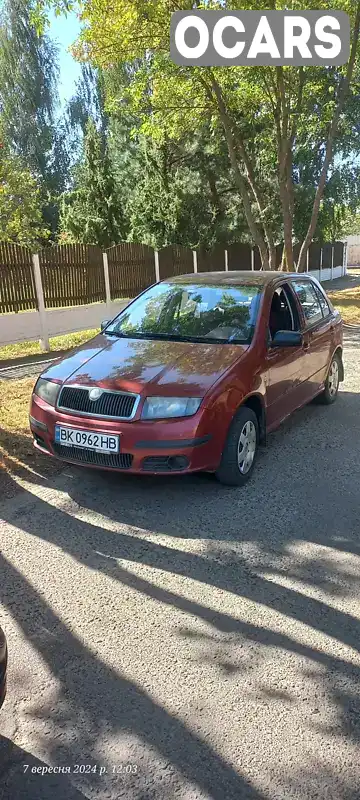 Хэтчбек Skoda Fabia 2006 1.2 л. Ручная / Механика обл. Ровенская, Костополь - Фото 1/12