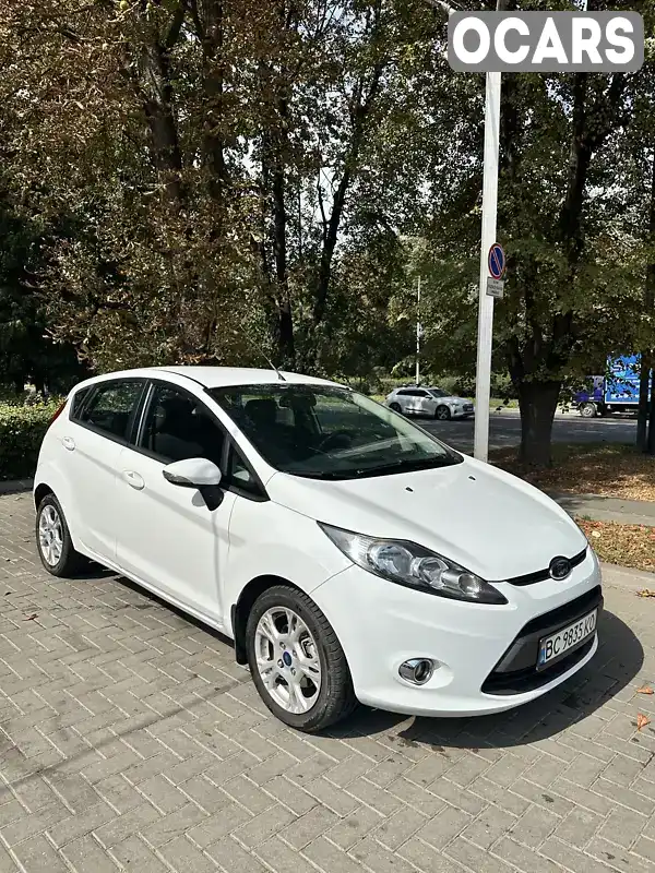 Хетчбек Ford Fiesta 2011 1.39 л. Автомат обл. Львівська, Львів - Фото 1/6