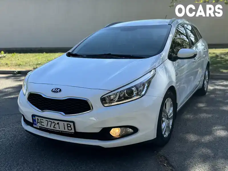 Универсал Kia Ceed 2013 1.6 л. Автомат обл. Днепропетровская, Днепр (Днепропетровск) - Фото 1/21