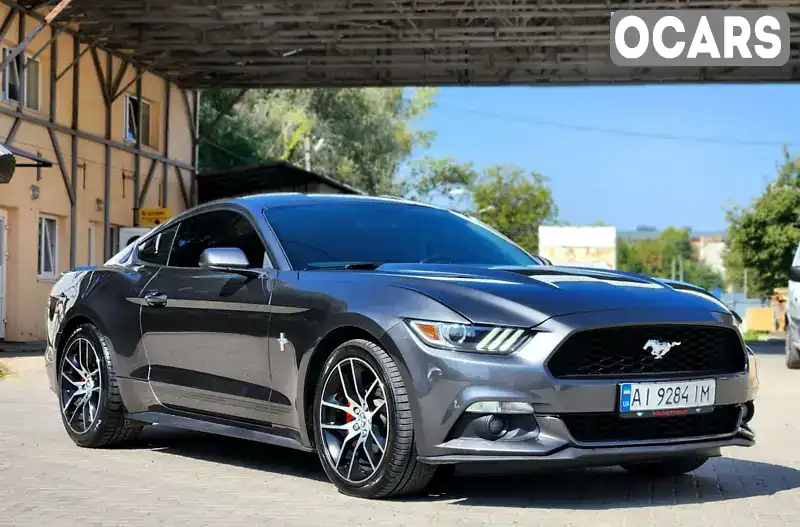 Купе Ford Mustang 2015 2.26 л. Автомат обл. Чернівецька, Чернівці - Фото 1/15