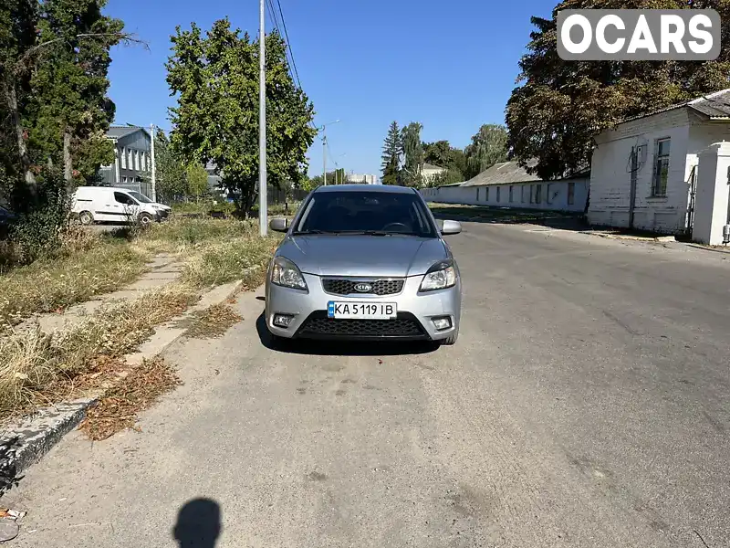 Хетчбек Kia Rio 2011 1.4 л. Автомат обл. Київська, Київ - Фото 1/9