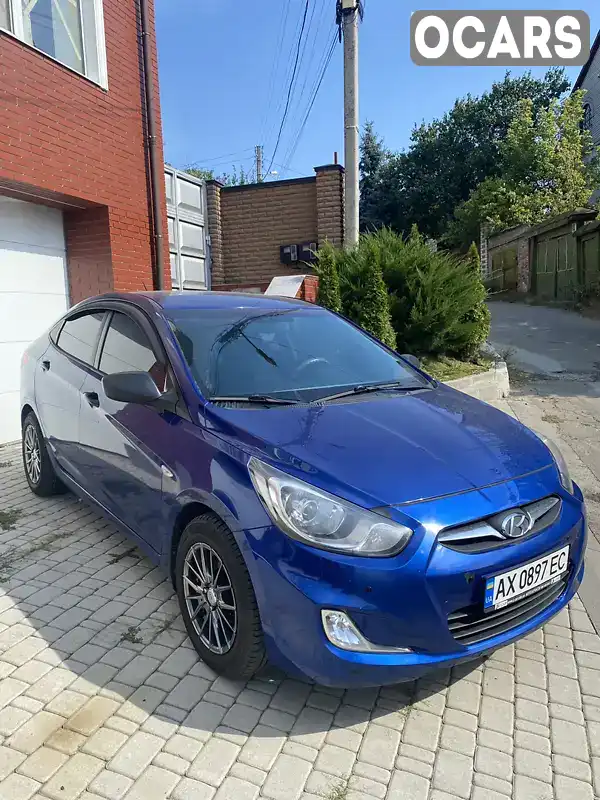 Седан Hyundai Accent 2013 1.4 л. Автомат обл. Харківська, Харків - Фото 1/10