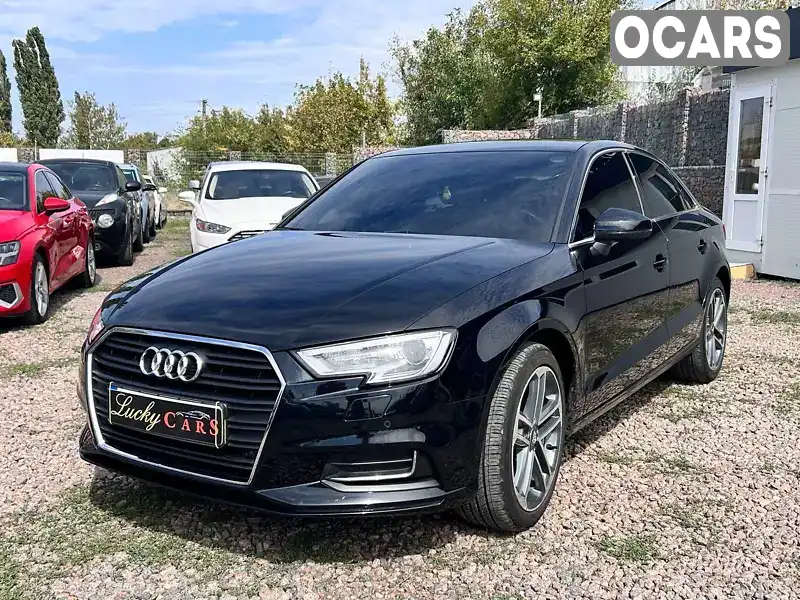 Седан Audi A3 2020 1.98 л. Автомат обл. Одеська, Одеса - Фото 1/21