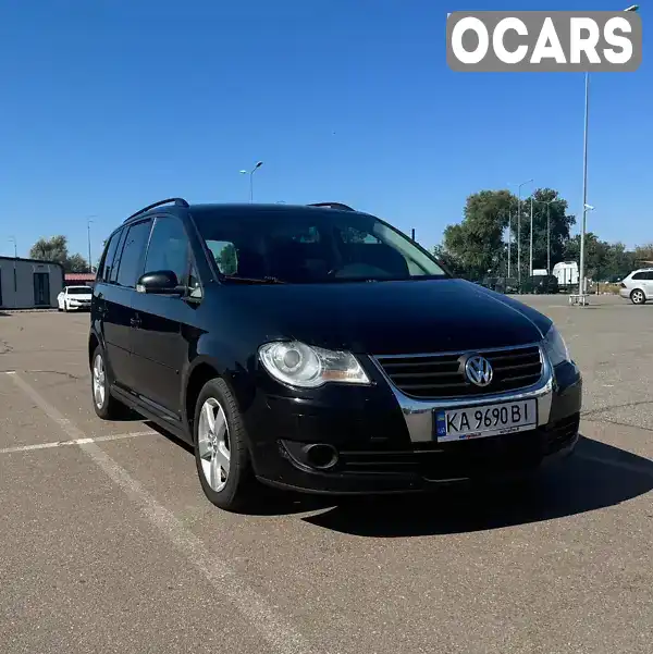 Мінівен Volkswagen Touran 2007 1.6 л. Ручна / Механіка обл. Київська, Київ - Фото 1/21